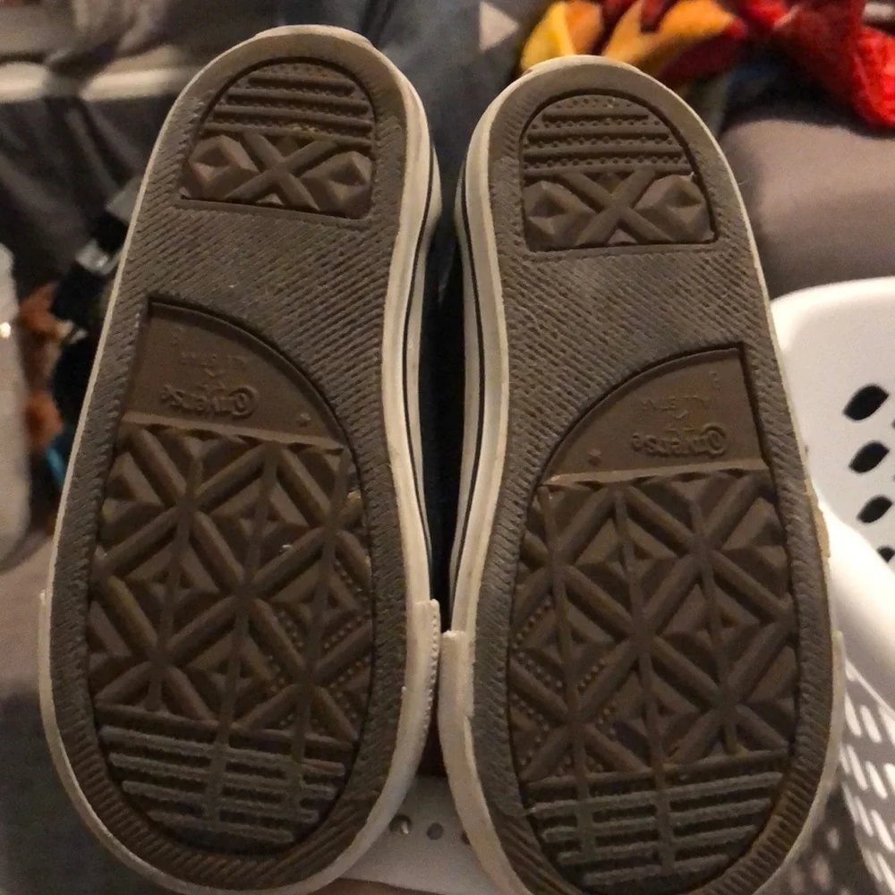 Kids Black Converse - Picture 2 of 2